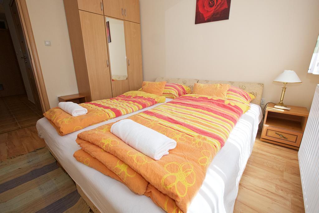 Zoli Apartmanok-Brody 51-53 Hajdúszoboszló Extérieur photo