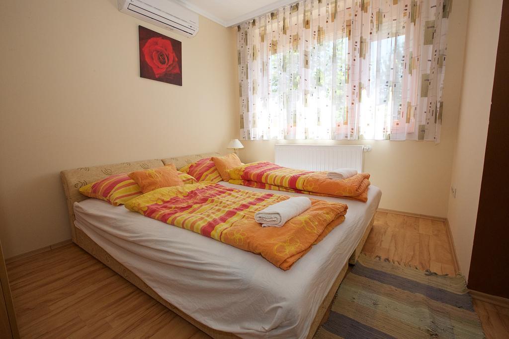 Zoli Apartmanok-Brody 51-53 Hajdúszoboszló Extérieur photo